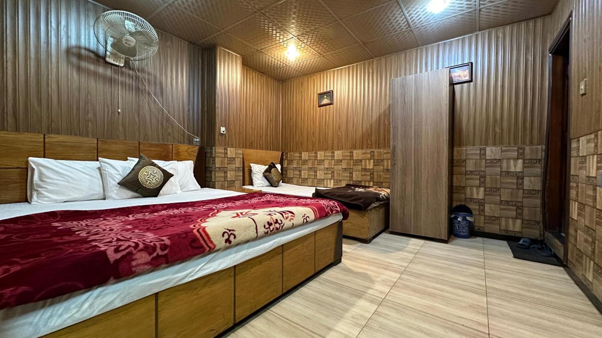 Baoo Jee Hotel Islamabad ラーワルピンディー エクステリア 写真