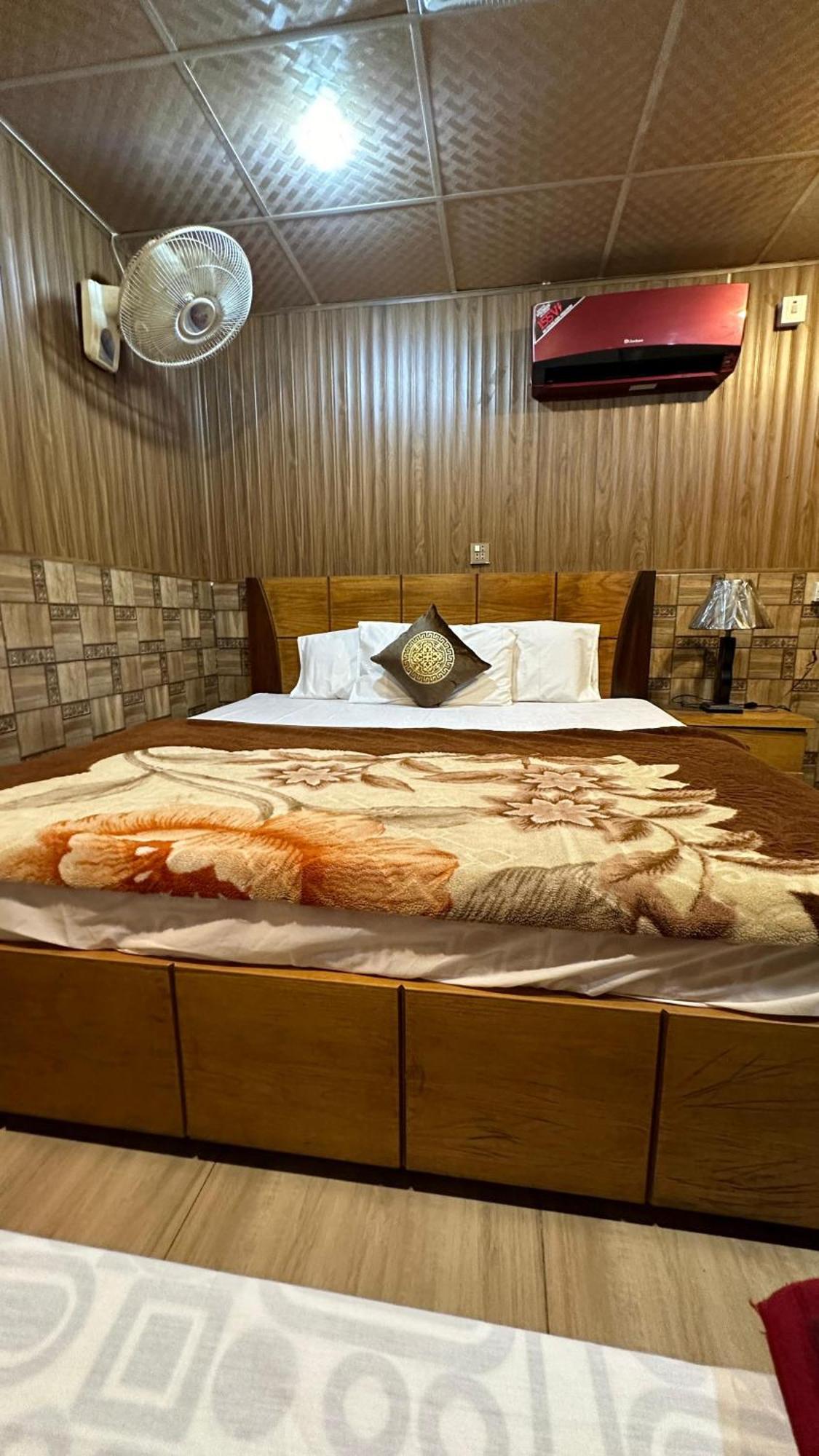 Baoo Jee Hotel Islamabad ラーワルピンディー エクステリア 写真