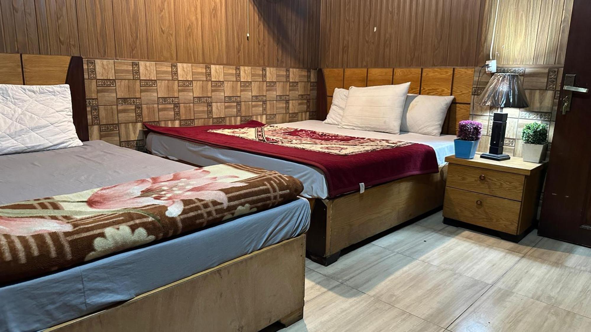 Baoo Jee Hotel Islamabad ラーワルピンディー エクステリア 写真