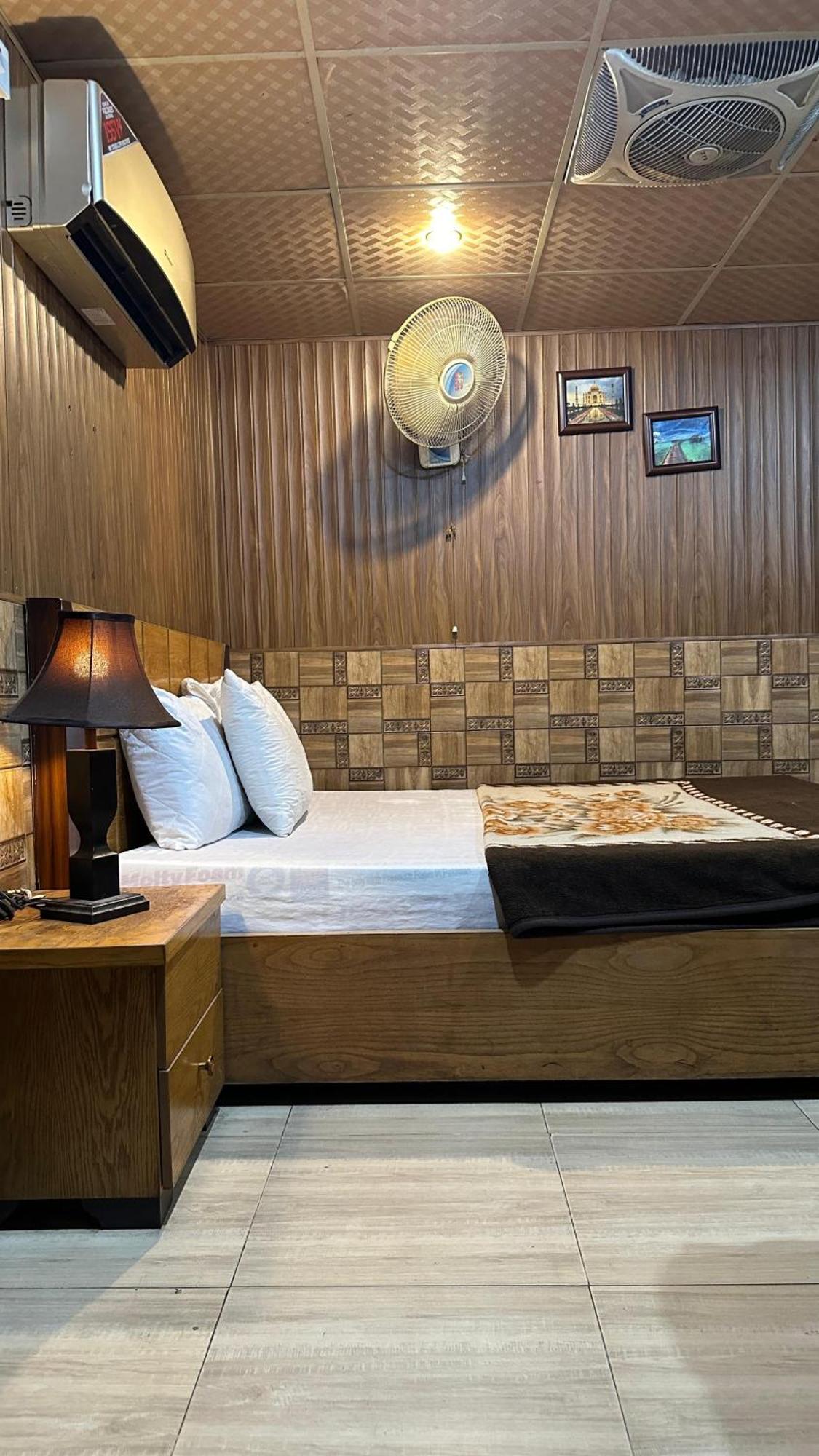 Baoo Jee Hotel Islamabad ラーワルピンディー エクステリア 写真