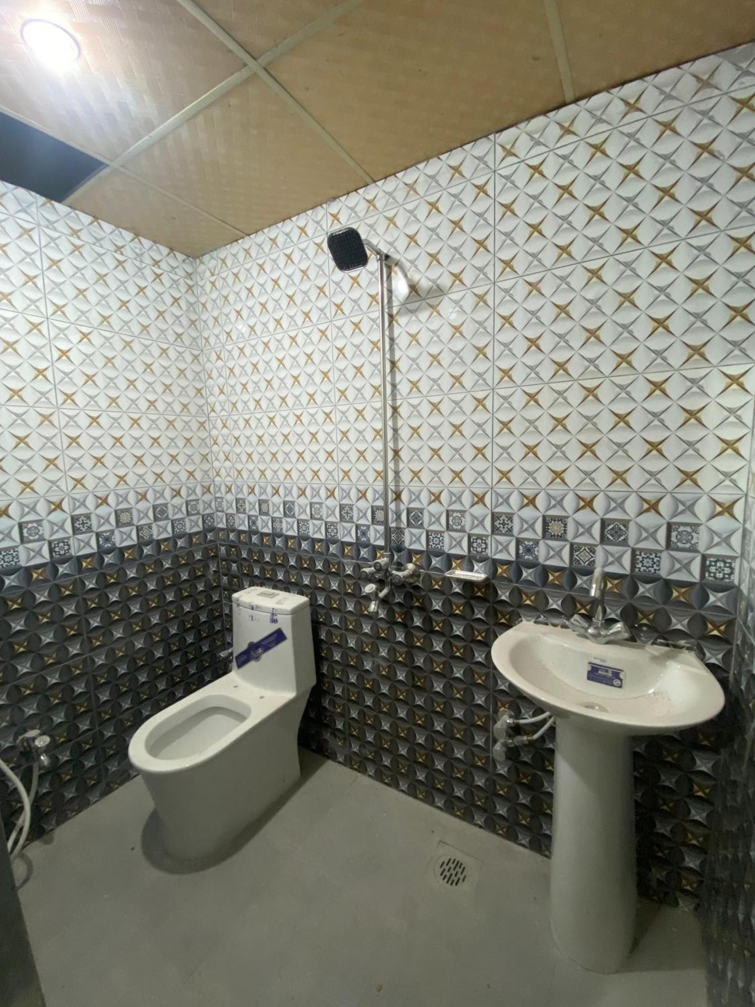 Baoo Jee Hotel Islamabad ラーワルピンディー エクステリア 写真